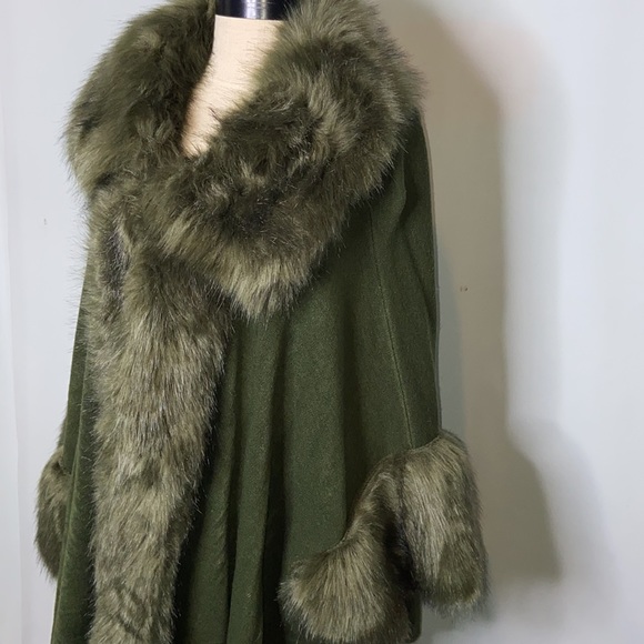 Fashion Sweetz Green Faux Fur Shawl Poncho XL - Picture 4 of 7